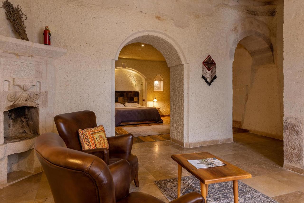 גורמה Seki Cave Suites מראה חיצוני תמונה