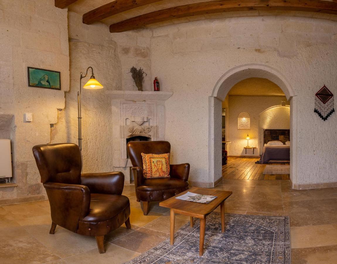 גורמה Seki Cave Suites מראה חיצוני תמונה