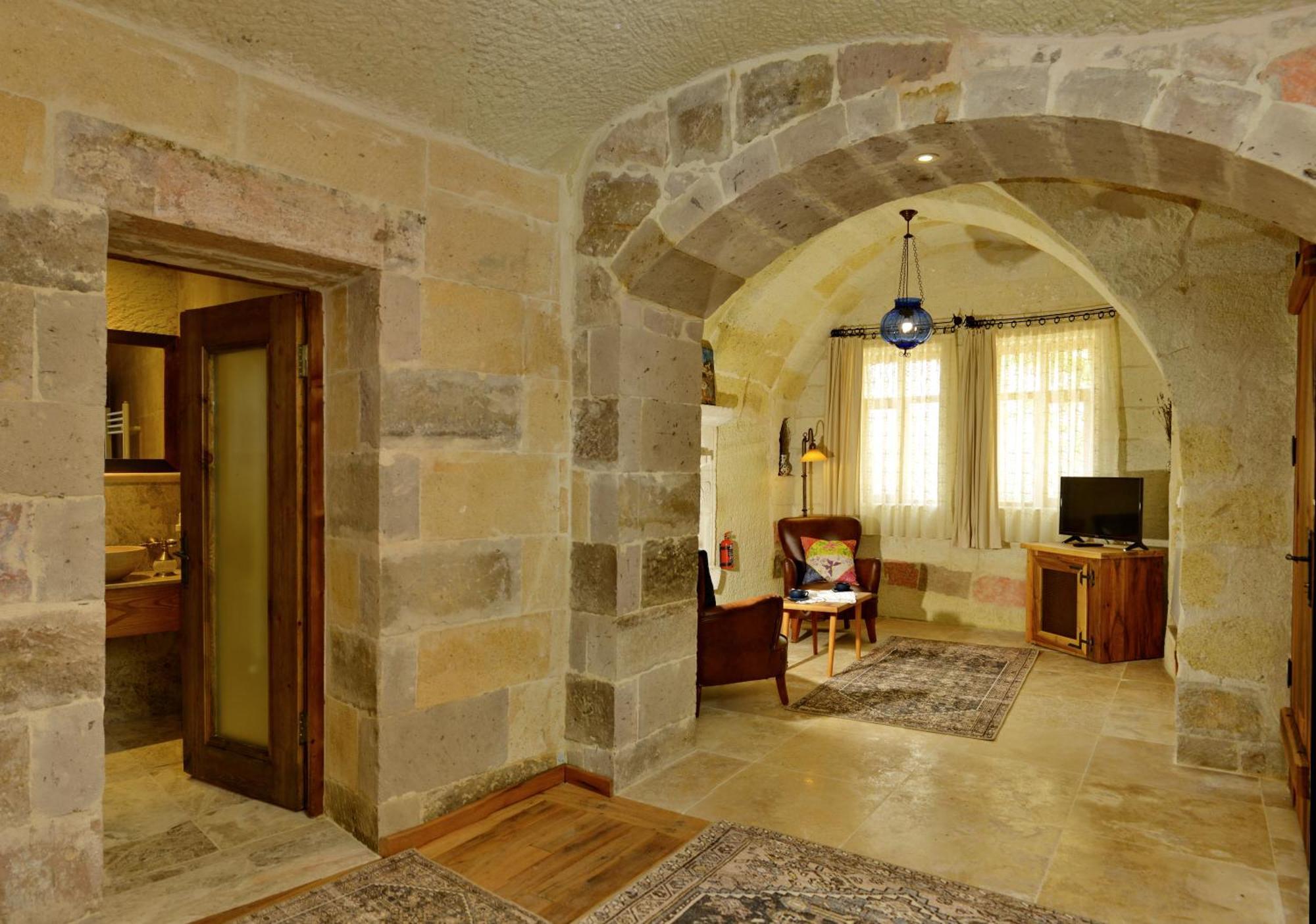 גורמה Seki Cave Suites מראה חיצוני תמונה